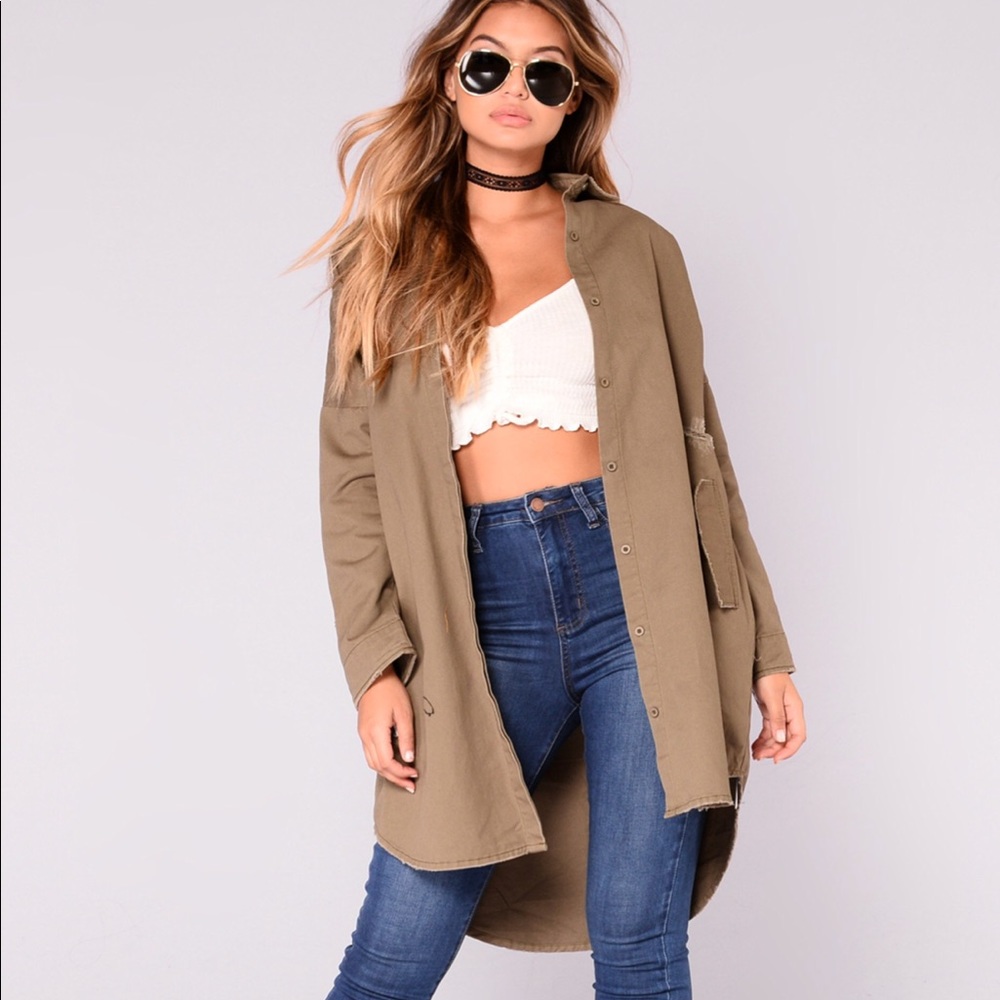 Extended olive green “good vibes only” jacket !